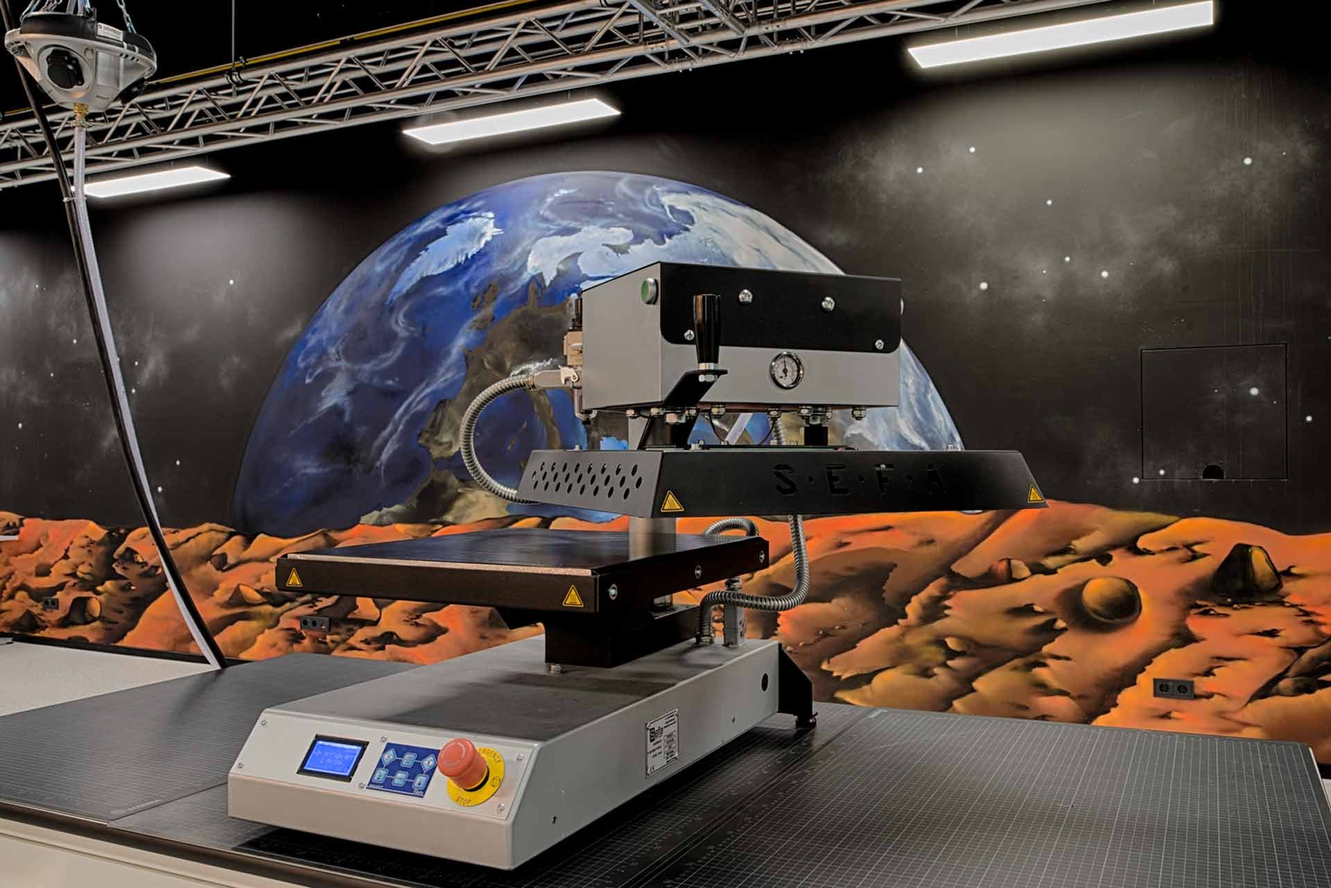 Pneumatic-Press-Bonding-Arena