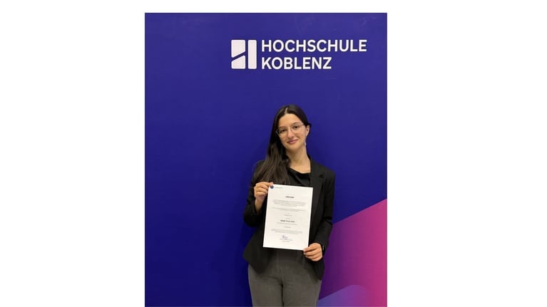 DAAD-Preis für herausragende internationale Studierende: Herzlichen Glückwunsch an unsere Innovationspraktikantin, Mariam Bilge