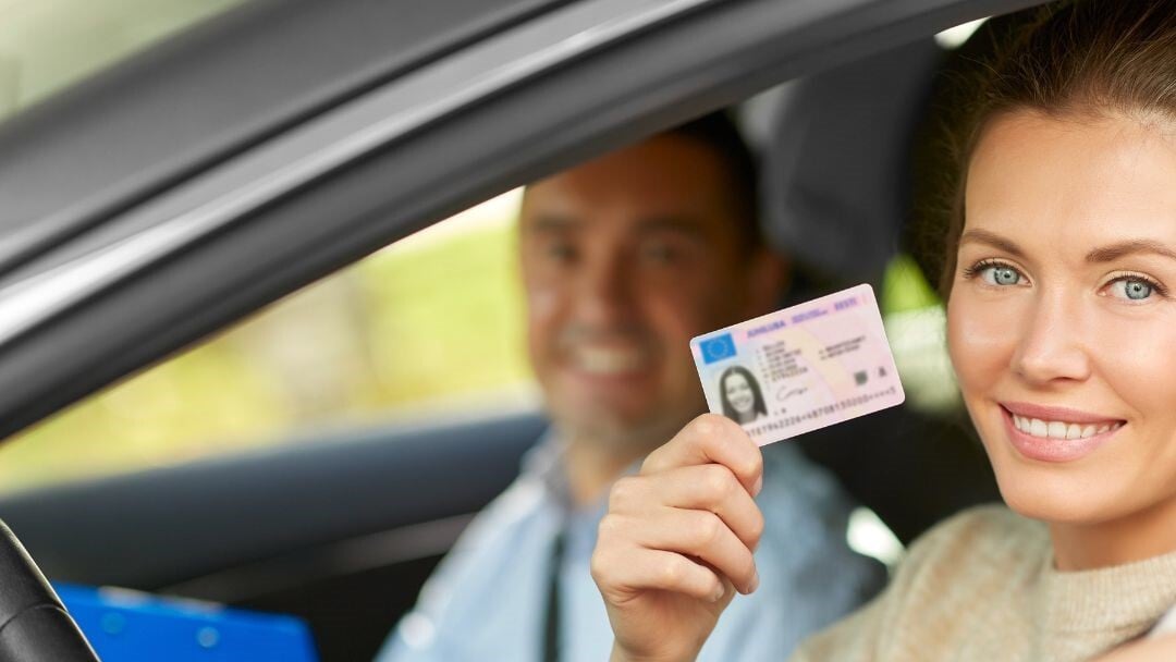 Drivers-License-Card