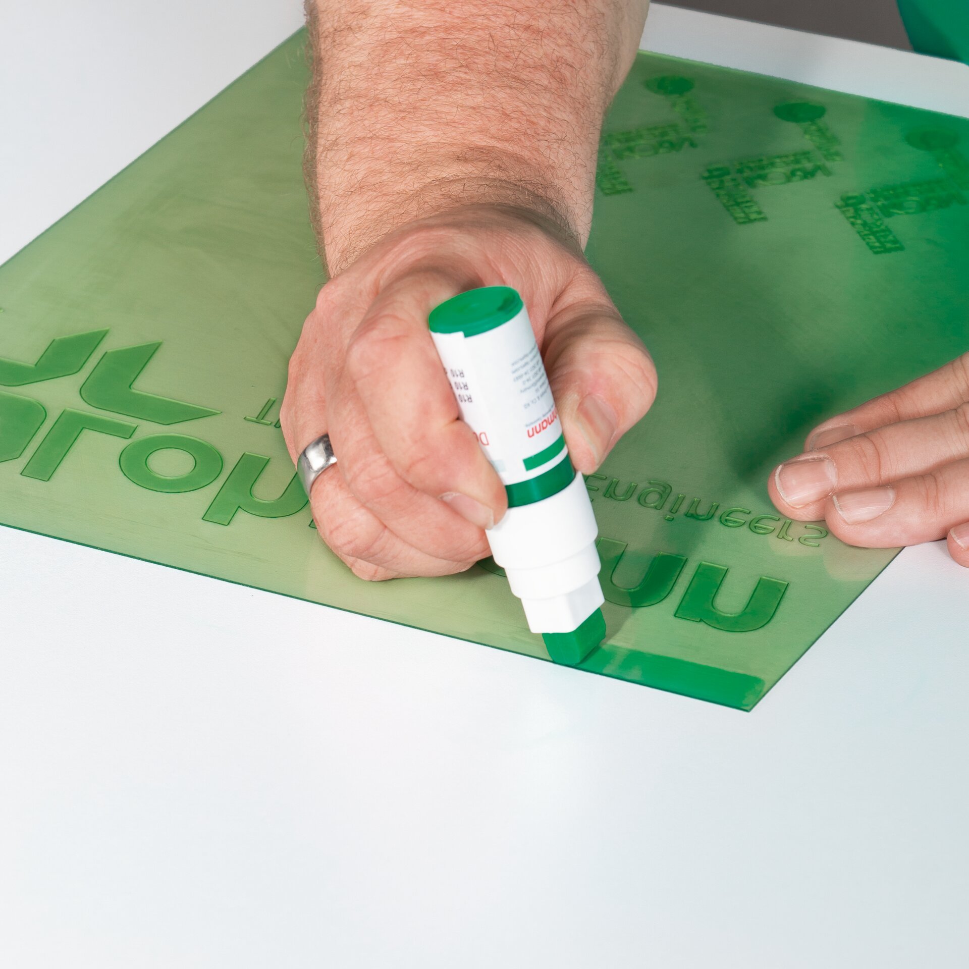 Lohmann-Flexo-Mounting-Primer