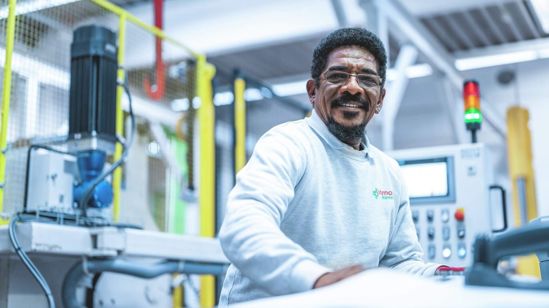 Hygiene-Employee-Machine