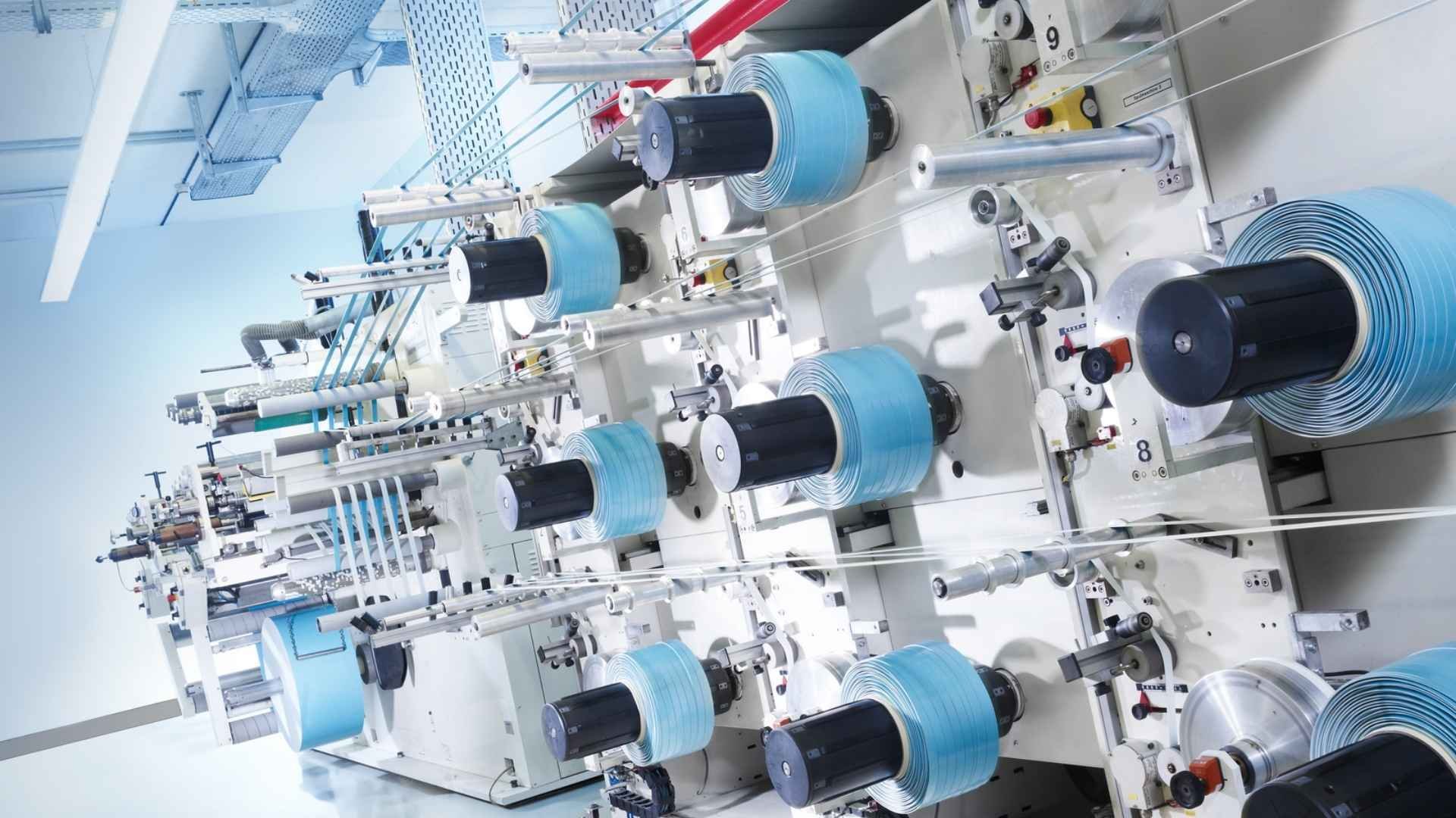 Lohmann-tapes-manufacturing-spool-converting-blue-liner