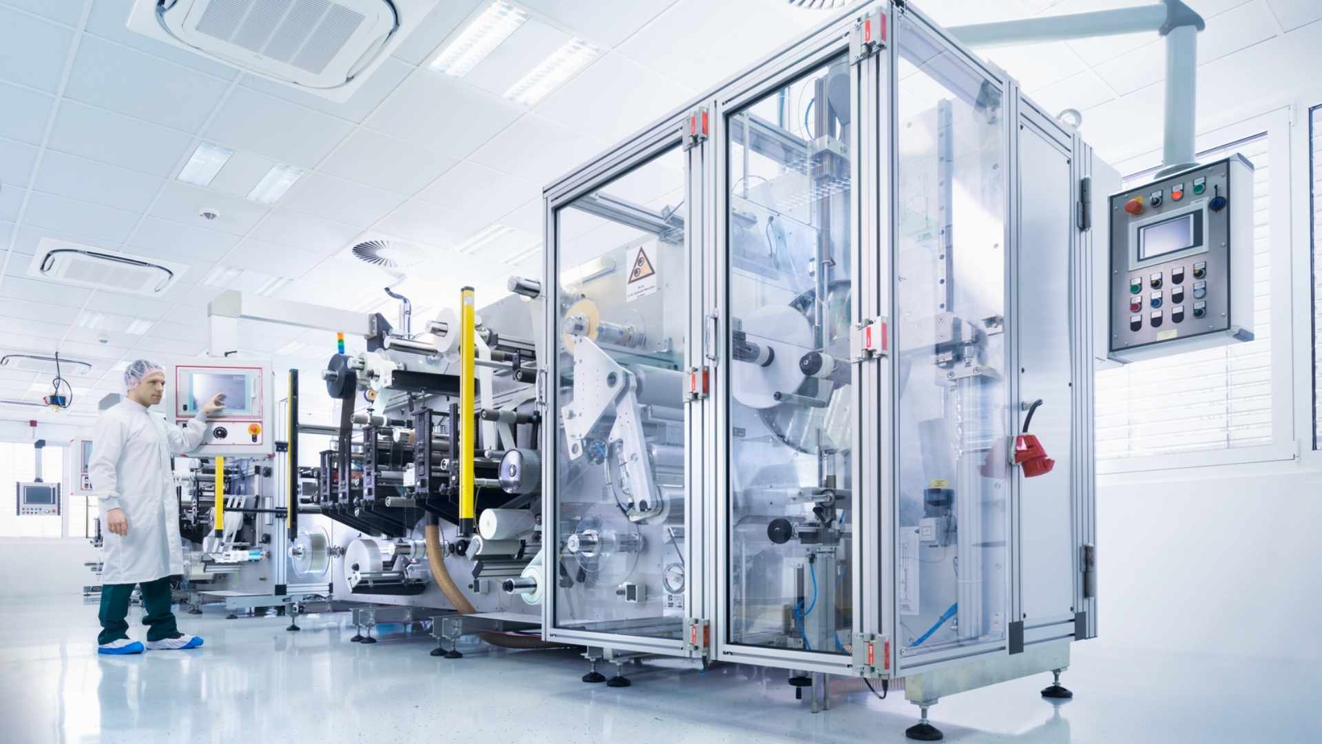 Lohmann-die-cutting-cleanroom-production Lohmann-die-cutting-cleanroom-production
